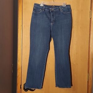 Lee jeans, size 16 short